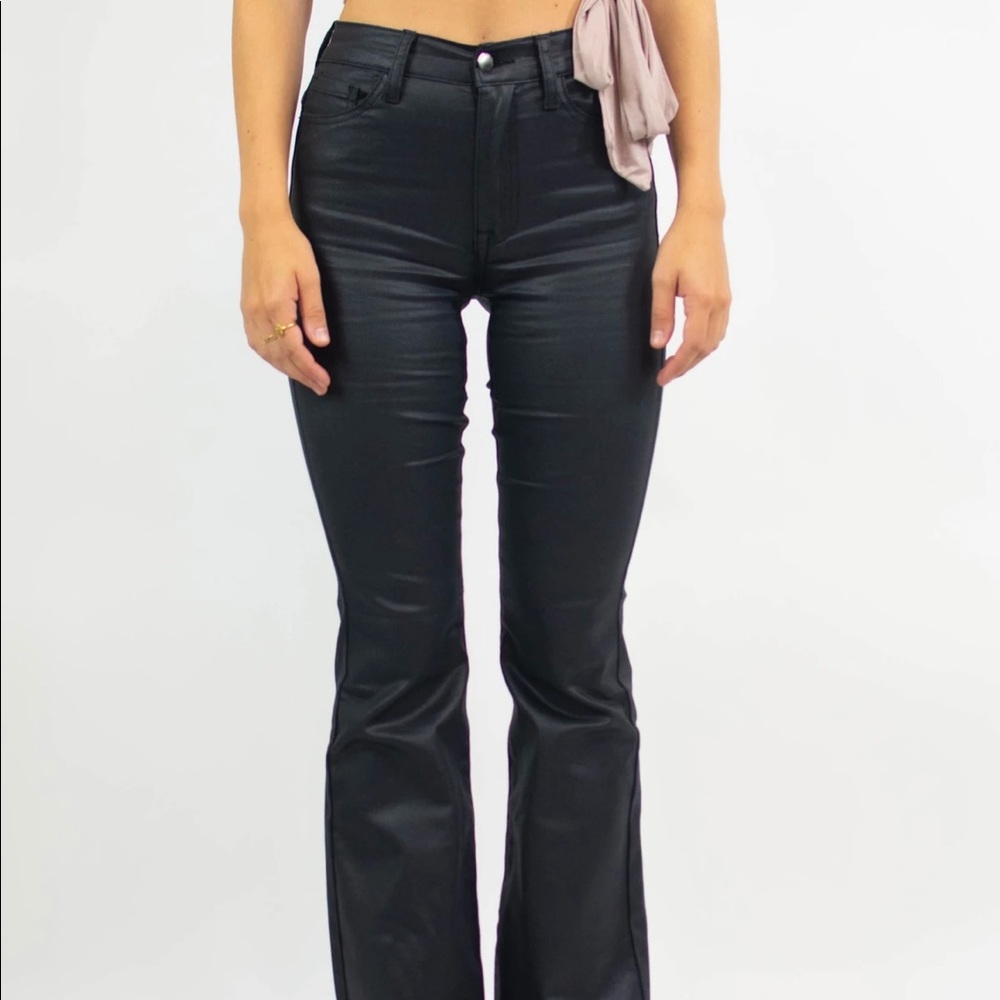 NWT Grey Bandit Roxy Pleather Pant Size 28!